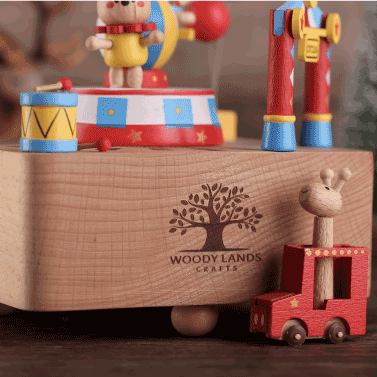 Wooden Music Box - Circus - Yellow Submarine tune