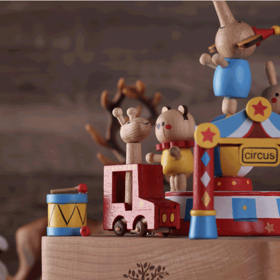 Wooden Music Box - Circus - Yellow Submarine tune