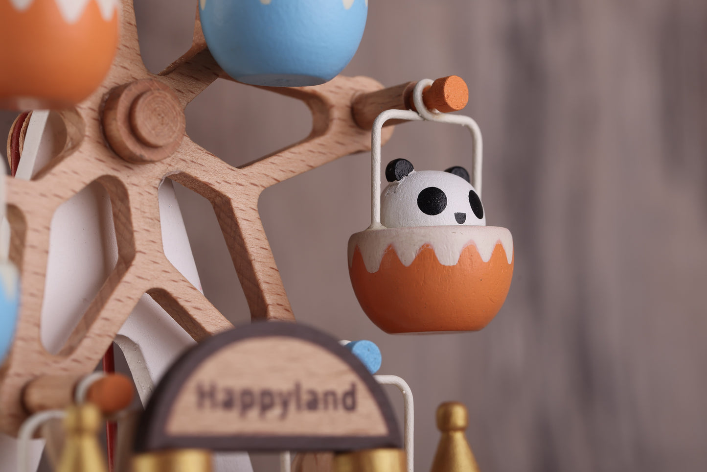 Wooden Music Box - Kitty cat & friends Ferris wheel - Love Story Tune