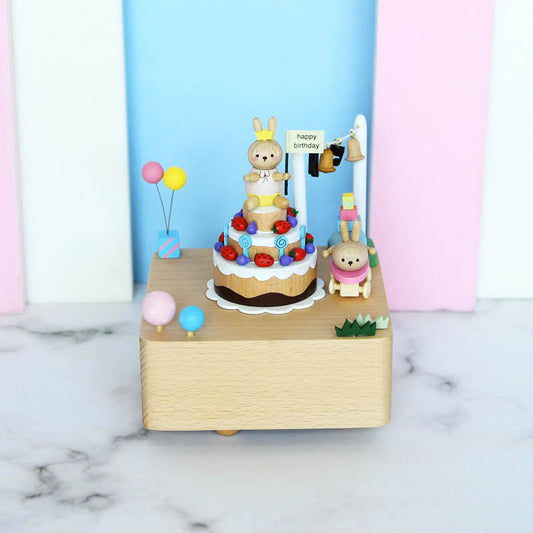 Carillon Woodylands - Torta di compleanno